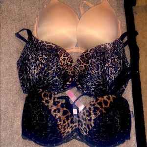 NEW Victoria Secret (VS) 32DD bra! Lot of 3